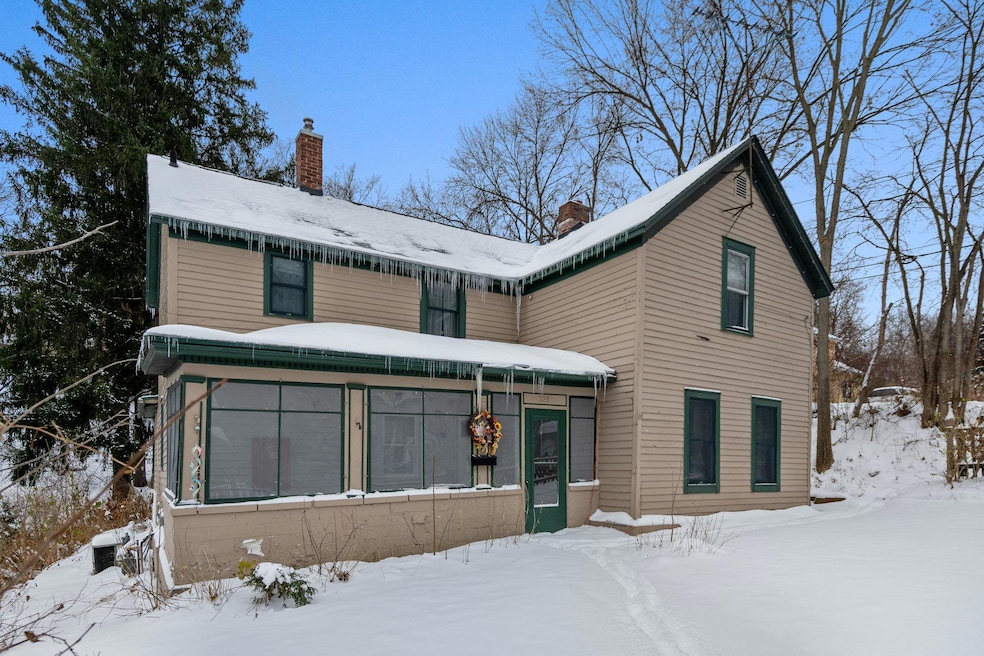 321 Myrtle St W, Stillwater, MN 55082 - photo 1