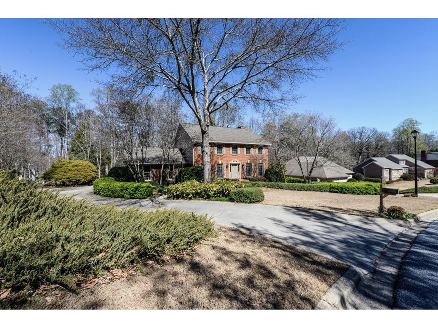 690 Saddle Ridge Trace, Roswell, GA 30076 - photo 1