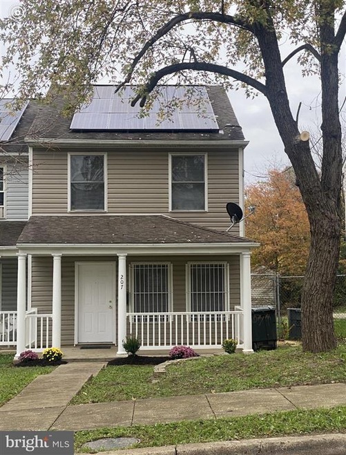 207 54th St NE, Washington, DC 20019 - photo 1