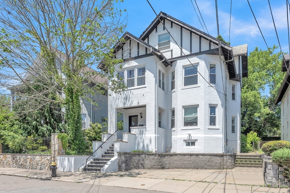 31 Justin Rd unit 3, Brighton, MA 02135 - photo 1