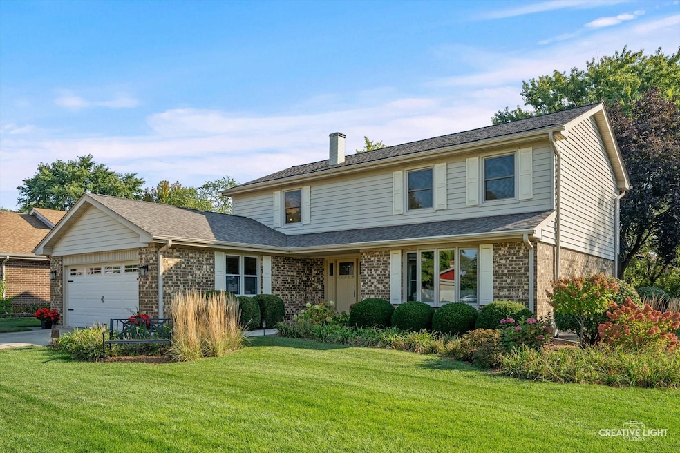 Pending $739,000 • Co-Listing Agent