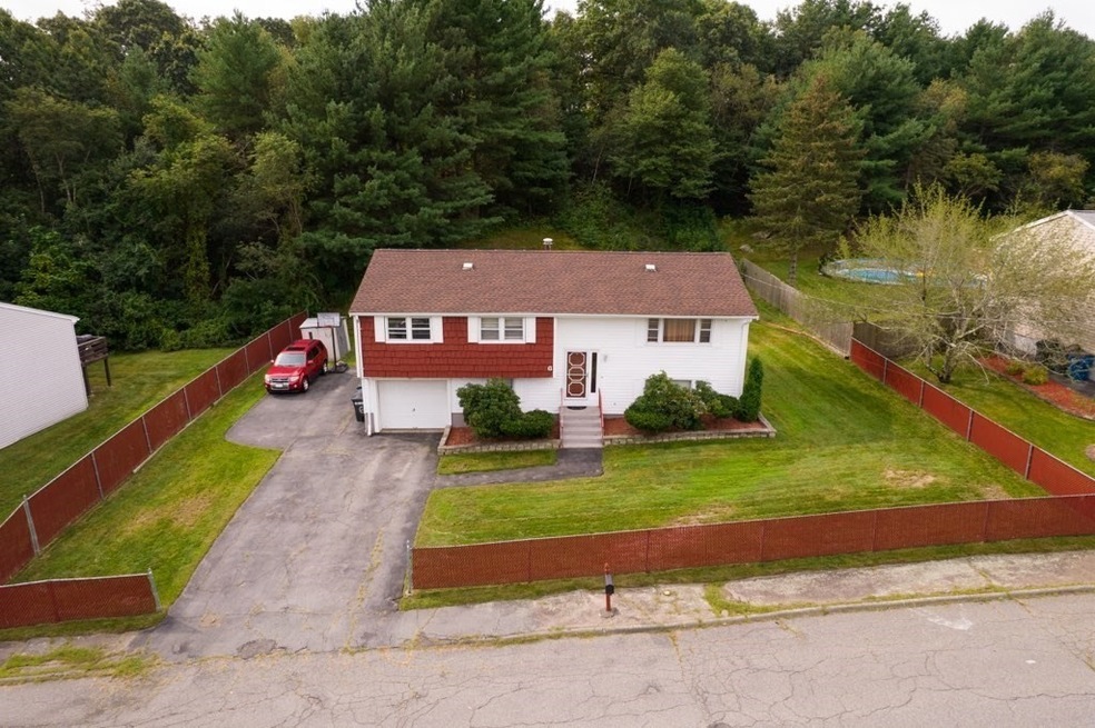 6 Delorenzo Dr, Randolph, MA 02368 - photo 1