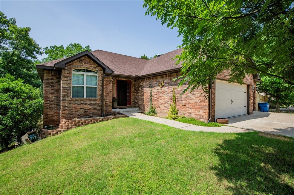 4 Heather Dr, Bella Vista, AR 72715 - photo 1