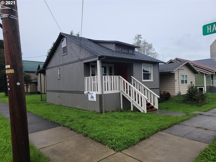 654 6th St, Myrtle Point, OR 97458 - photo 1