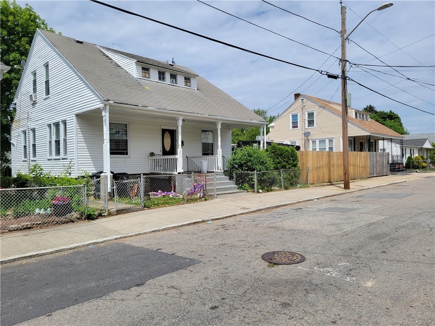 82 Lynch St, Providence, RI 02908 - photo 1