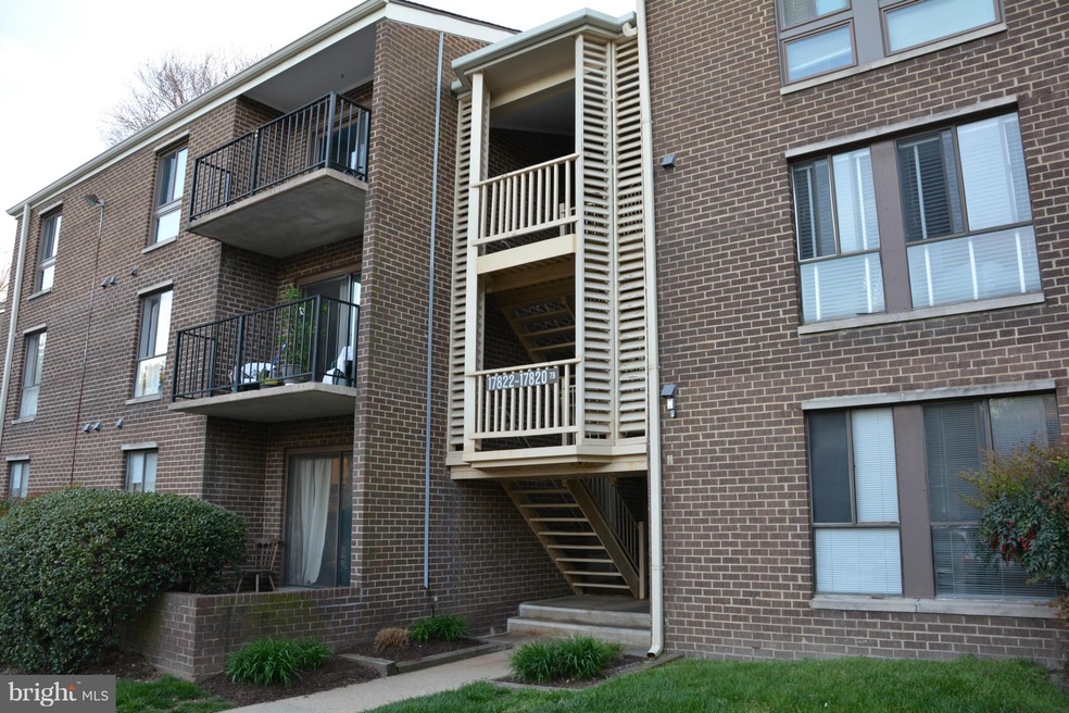 17822 Buehler Rd, Olney, MD 20832 - photo 1