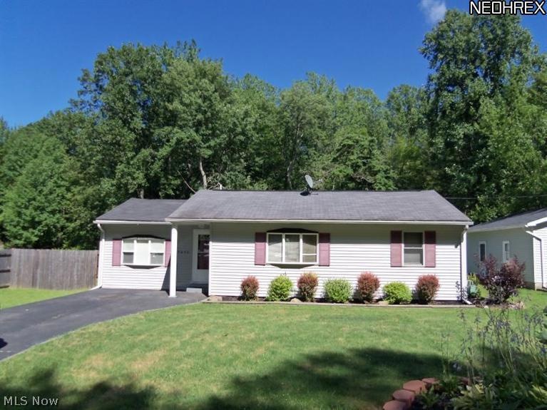 7636 Poore Rd, Conneaut, OH 44030 - photo 1