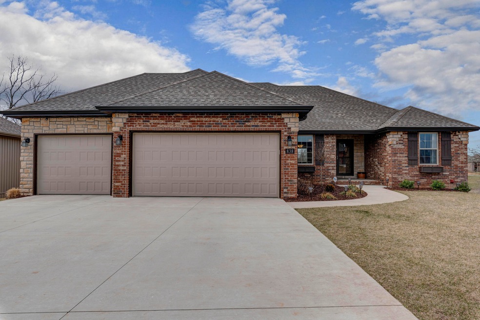 838 E Beechwood Rd, Nixa, MO 65714 - photo 1