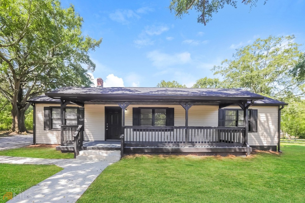 490 Morningside Dr, Covington, GA 30016 - photo 1