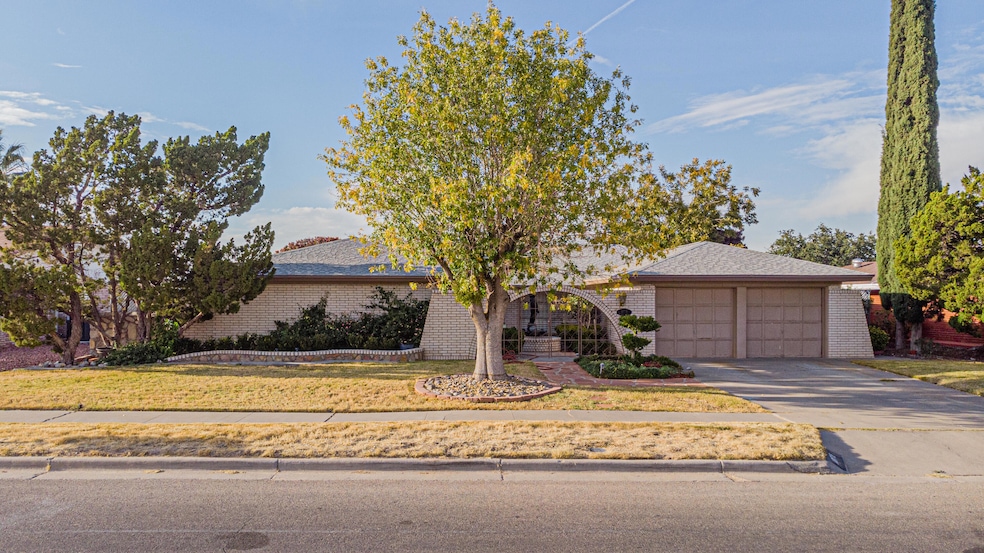 10775 Janway Dr, El Paso, TX 79935 - photo 1