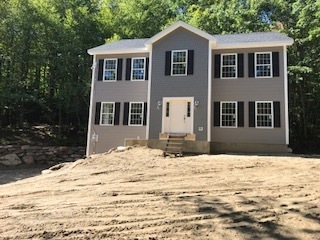 174 Wallace Rd, Goffstown, NH 03045 - photo 1