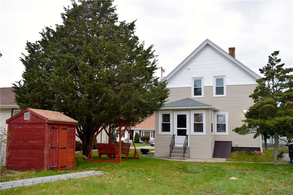 321 Hooper St, Tiverton, RI 02878 - photo 1