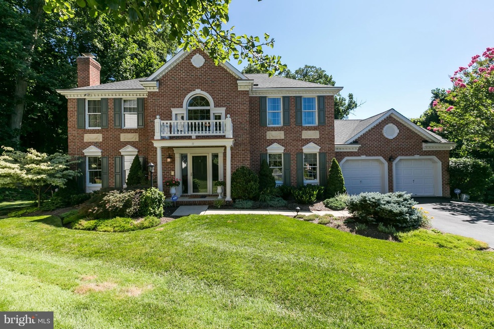 11 Spring Knoll Ct, Lutherville Timonium, MD 21093 - photo 1