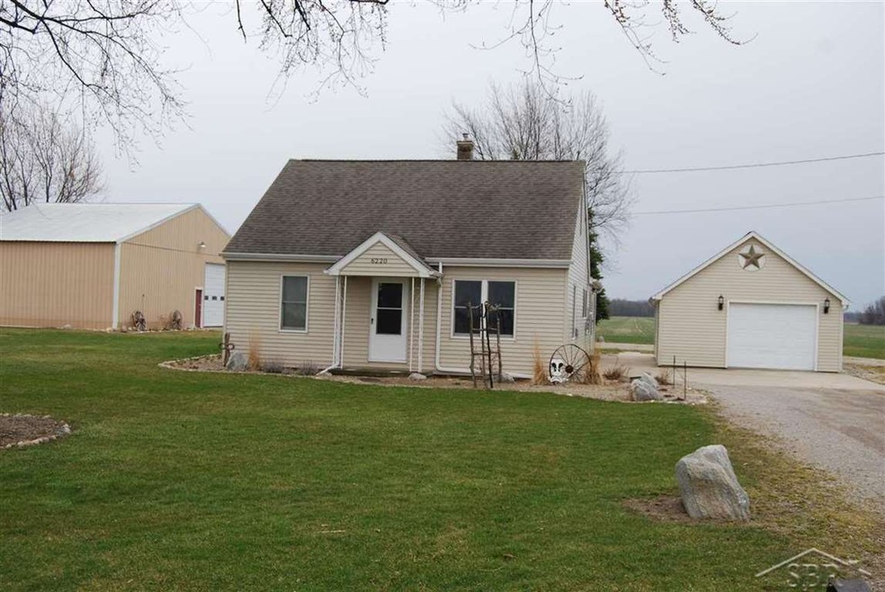 6220 Hess Rd, Saginaw, MI 48601 - photo 1