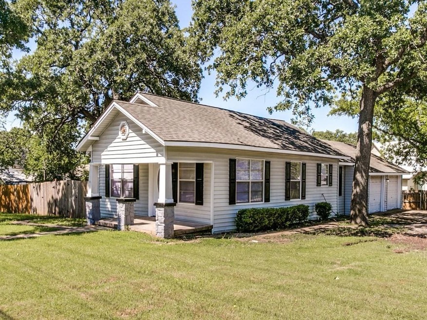 1215 N Elm St, Weatherford, TX 76086 - photo 1