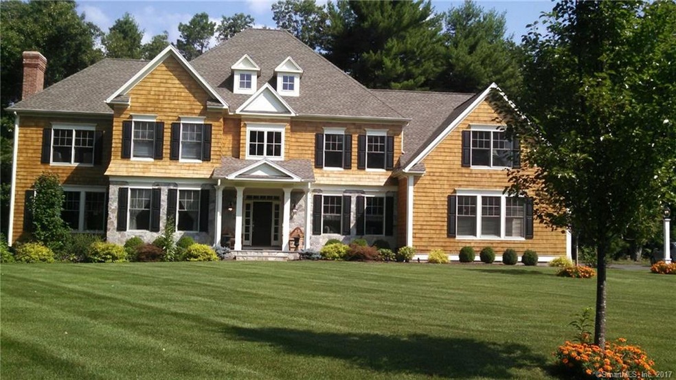 8 Banbury Crescent, Farmington, CT 06032 - photo 1