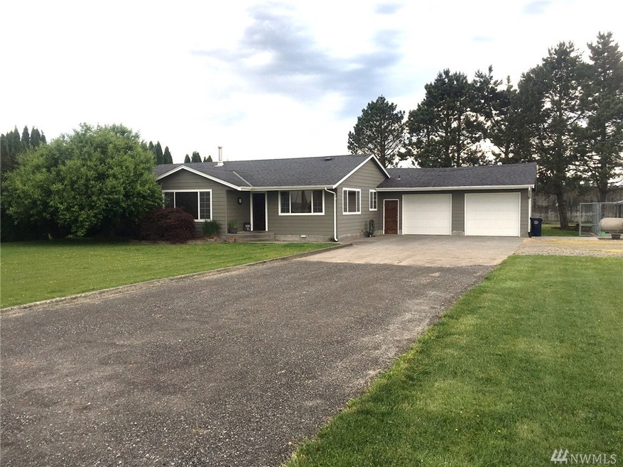 3429 Clearbrook Rd, Sumas, WA 98295 - photo 1
