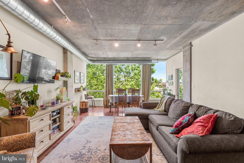 Silo Point, Baltimore, MD 21230 - photo 1