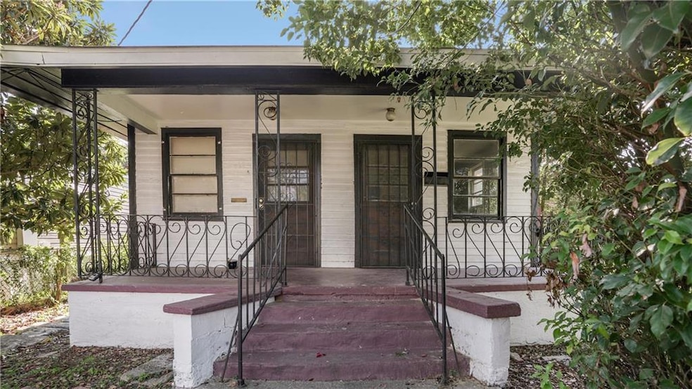 For Rent $1,200/month