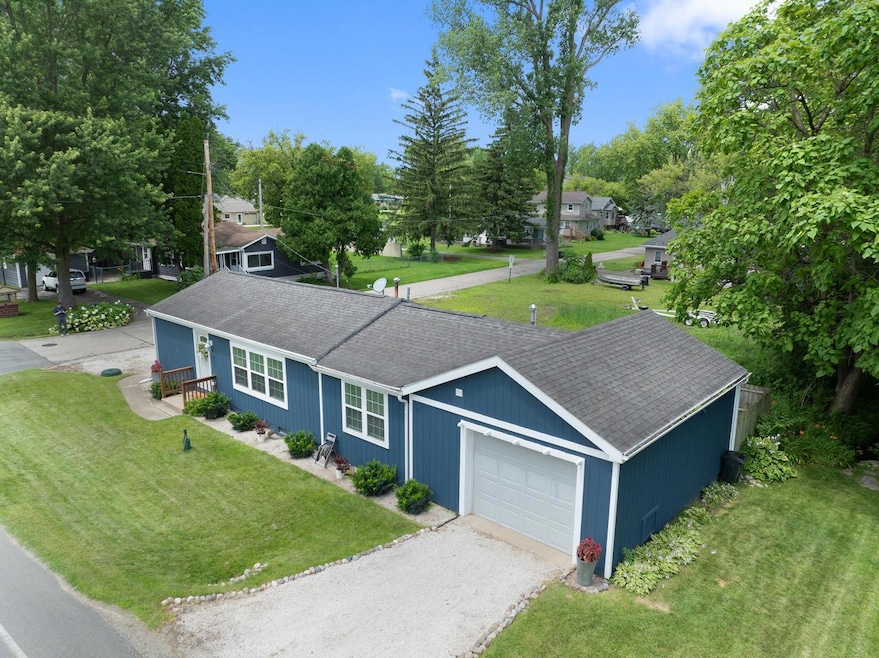 4505 South Shore Dr-80