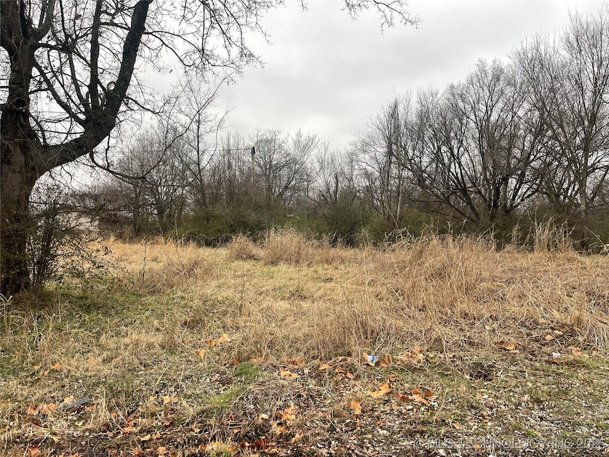 721 S 20th St W, Muskogee, OK 74401 - photo 1