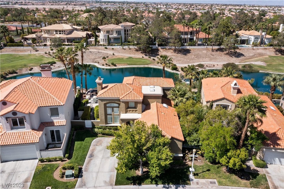 8212 Horseshoe Bend Ln, Las Vegas, NV 89113 - photo 1