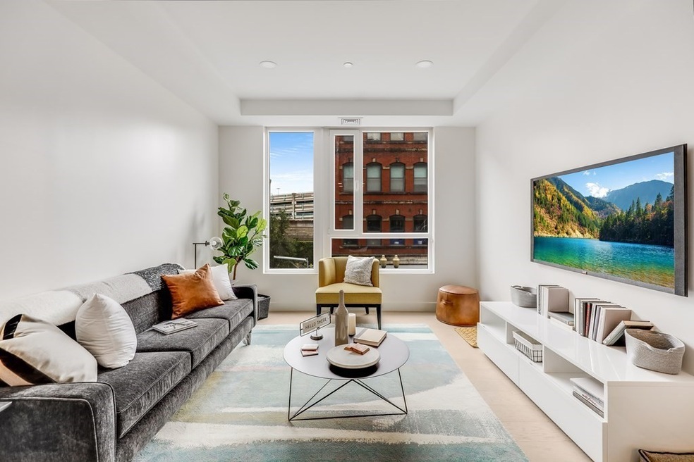 34 Munroe St unit 207, Lynn, MA 01901 - photo 1