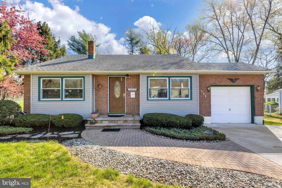 235 Woodlynne Ave, Pitman, NJ 08071 - photo 1