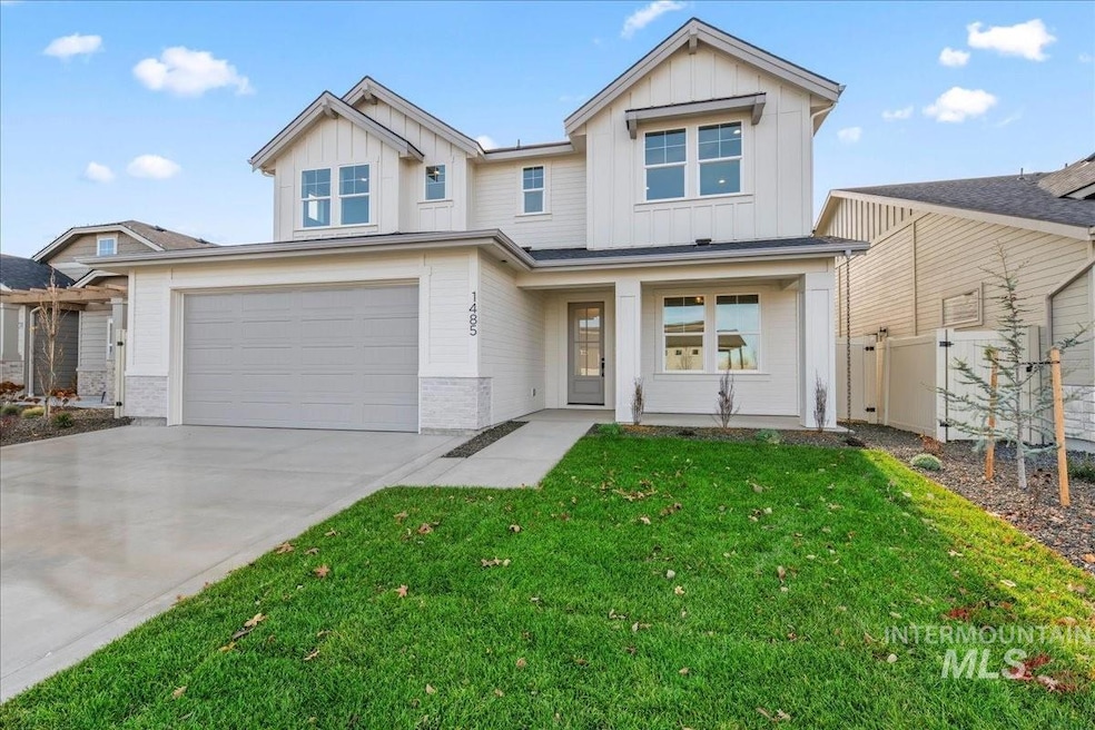 For Sale $674,900 • Co-Listing Agent