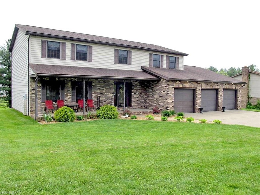 Fantastic and move in ready 4/5 bedroom, 3.5 bath 