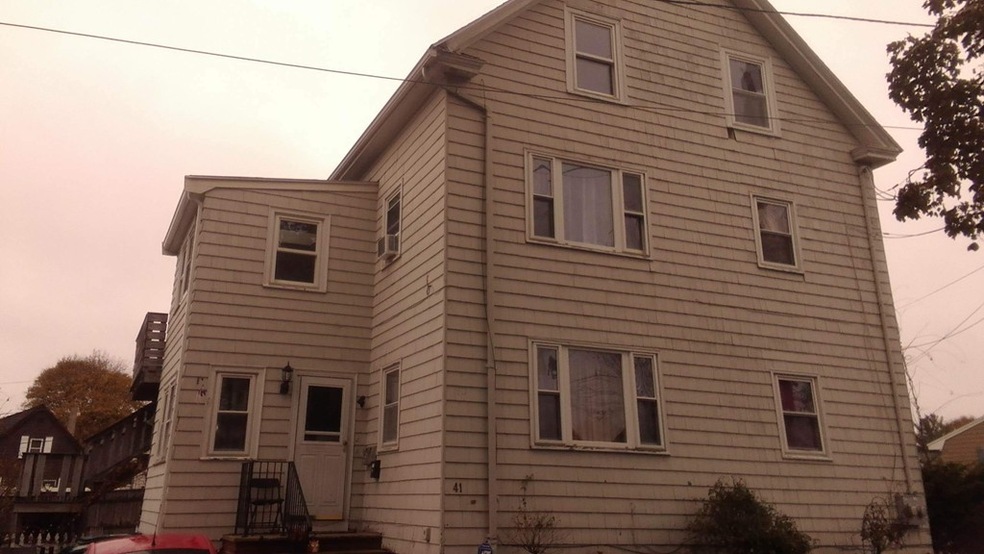 41 Nichols St, Salem, MA 01970 - photo 1