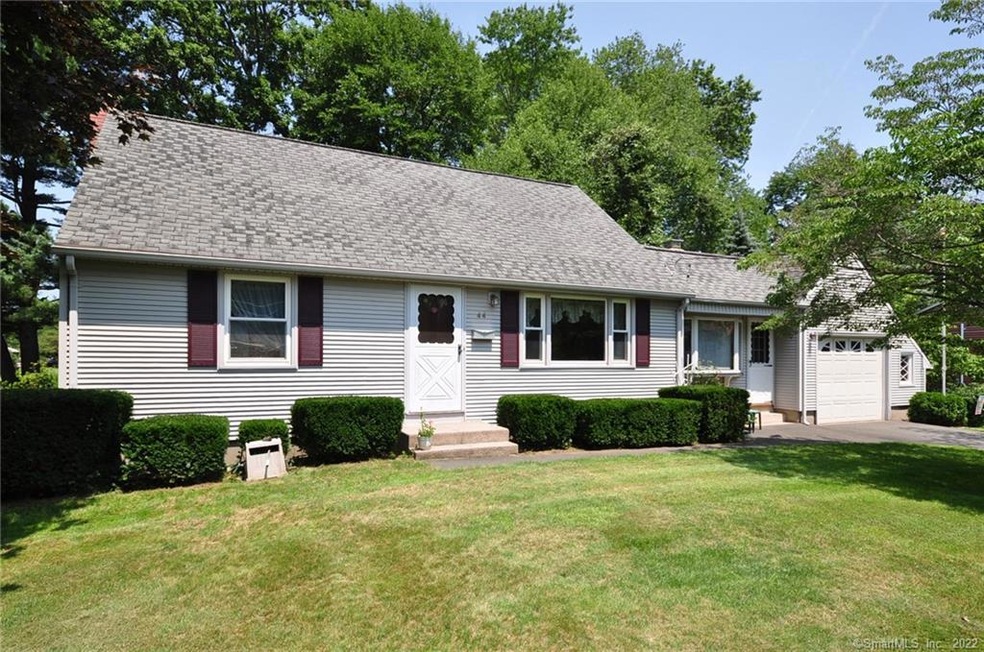 Welcome to 44 David St. Enfield