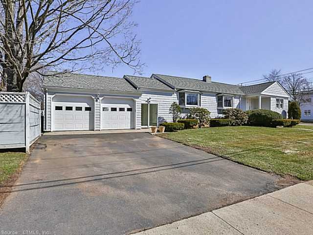 7 Leonard Rd, Hamden, CT 06514 - photo 1