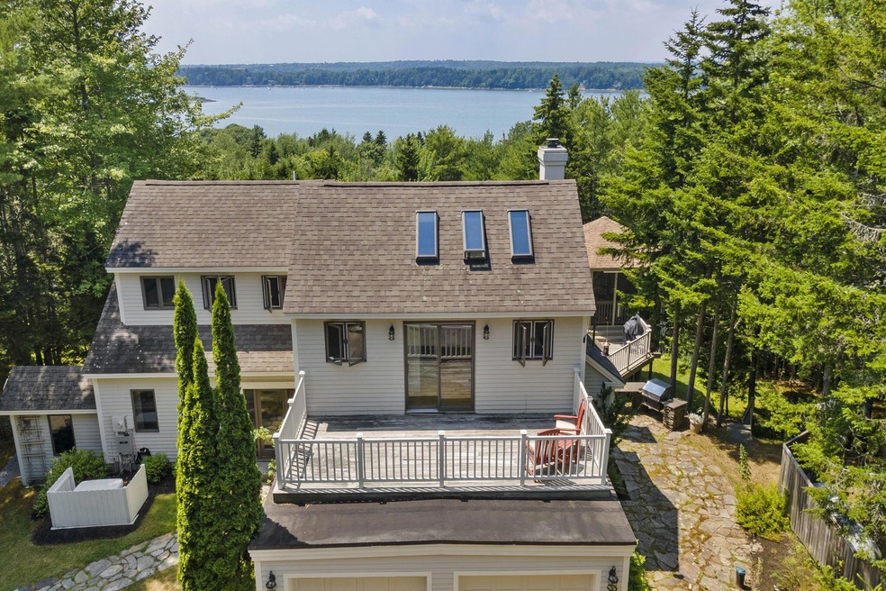 367 Mountain Rd, Harpswell, ME 04079 - photo 1