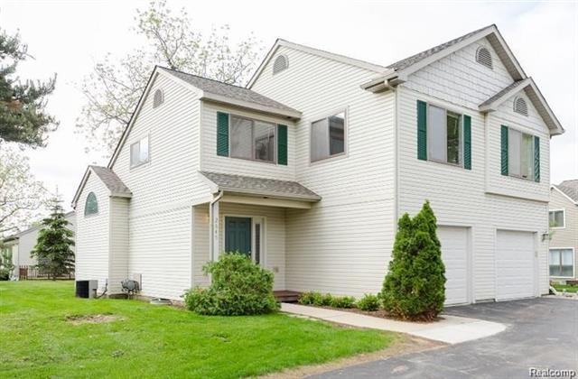 exterior photo - 2645 Miller.jpg