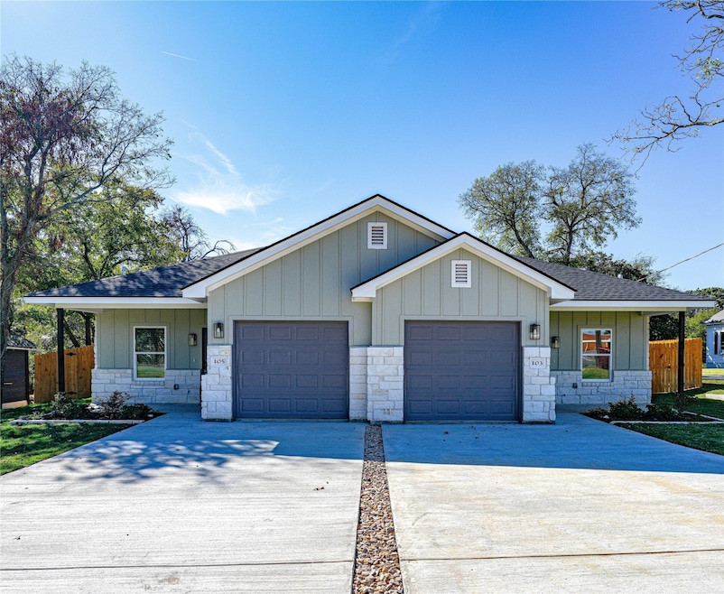 103 & 105 S Barron, Covington, TX 76636 - photo 1