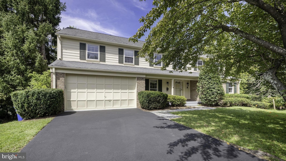 9705 Eclipse Place, Montgomery Village, MD 20886 - photo 1
