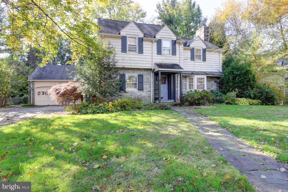 910 Strath Haven Ave, Swarthmore, PA 19081 - photo 1