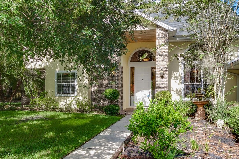 2111 Winston Dr-2