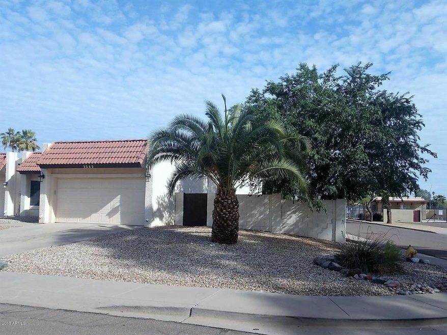 2542 E Wagoner Rd, Phoenix, AZ 85032 - photo 1