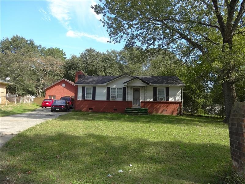 Unique Investor Special in Smyrna w/2 properties -