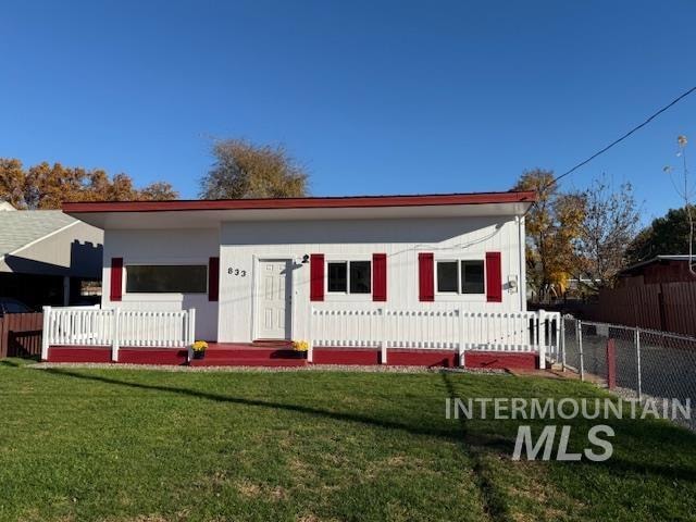 833 13th St, Clarkston, WA 99403 - photo 1