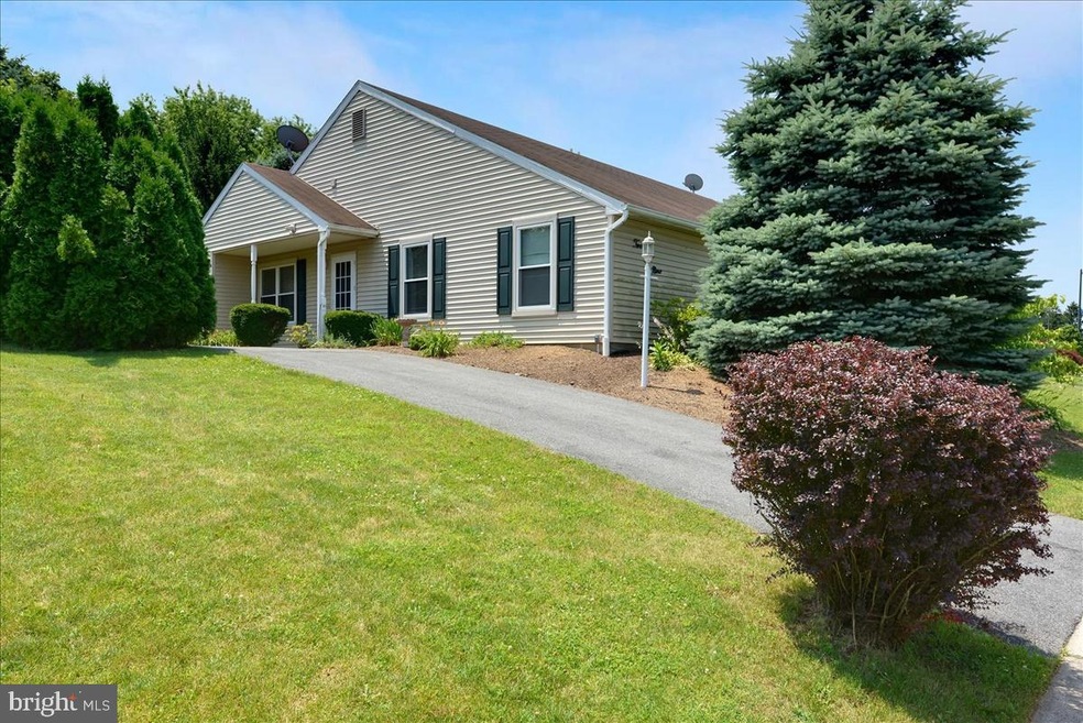 209 Halsey Ave, Reading, PA 19609 - photo 1