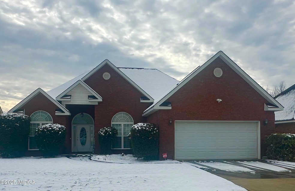 117 Emberly Snow Pic