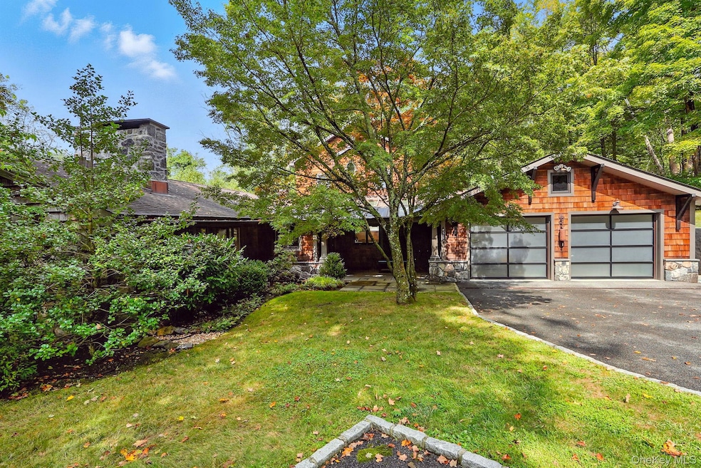 417 Long Hill Rd E, Briarcliff Manor, NY 10510 - photo 1