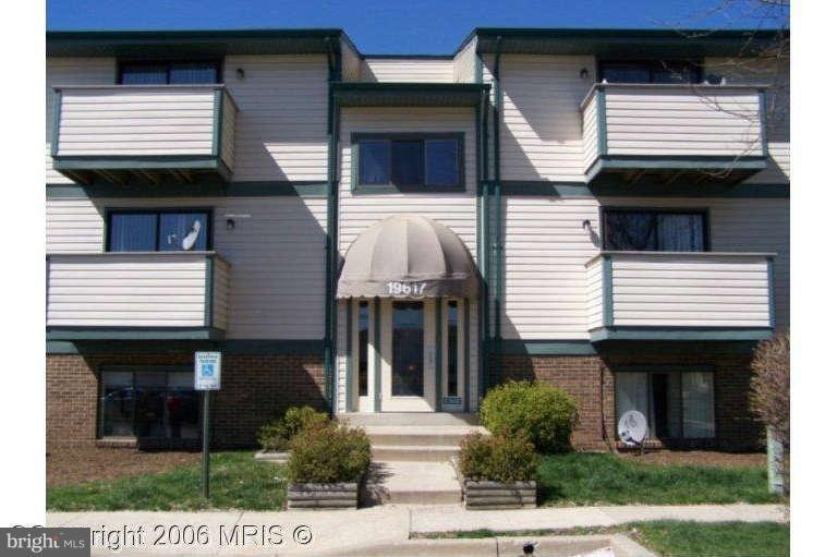 19617 Gunners Branch Rd unit F, Germantown, MD 20876 - photo 1