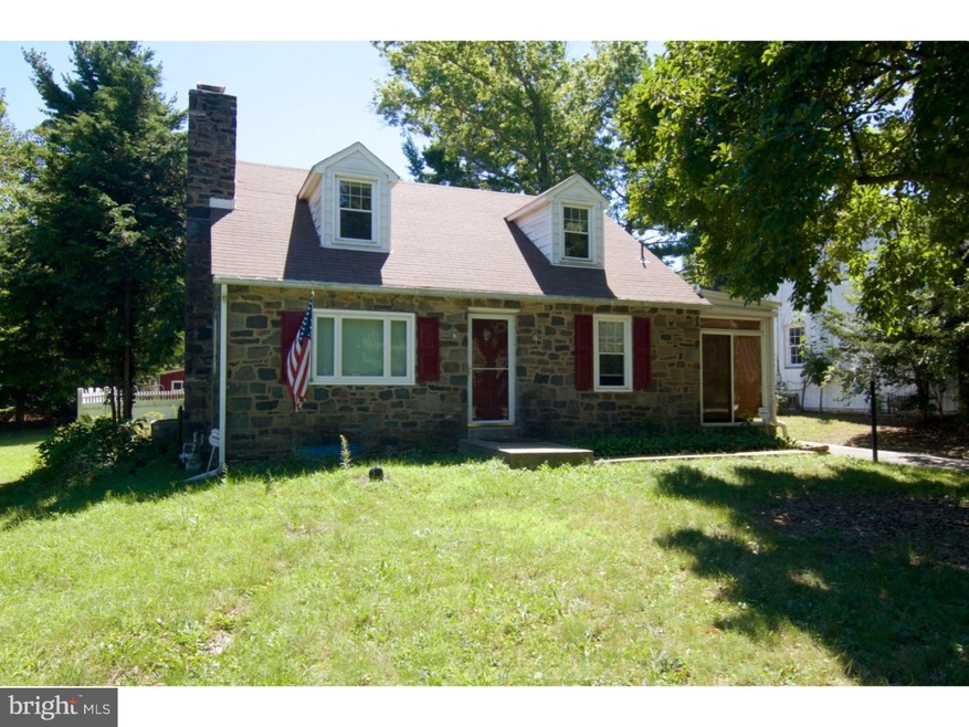 308 S Trooper Rd, Norristown, PA 19403 - photo 1