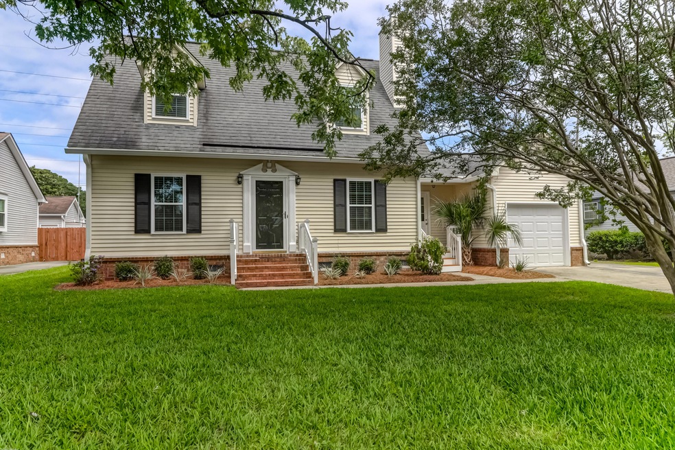 1105 Mainland Court