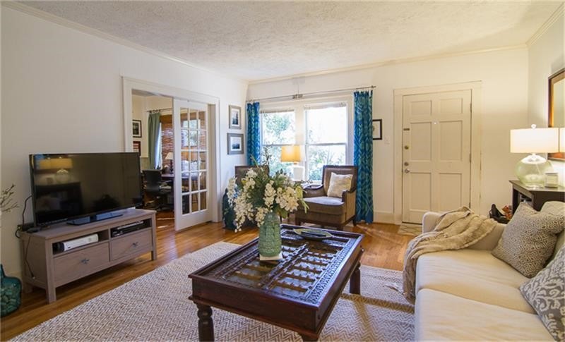 2311 Driscoll St unit 1, Houston, TX 77019 - photo 1