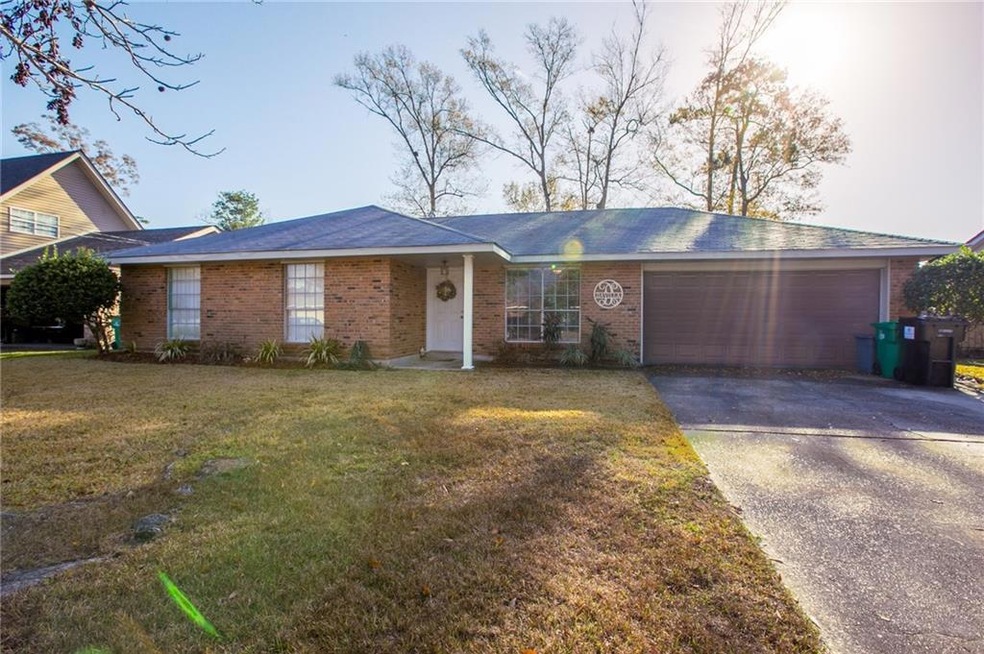 3830 Coventry St, Slidell, LA 70458 - photo 1